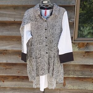 IC COLLECTION Black and White Tunic Top